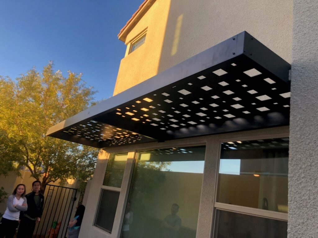 4k Aluminum Awning with Soleil Panel